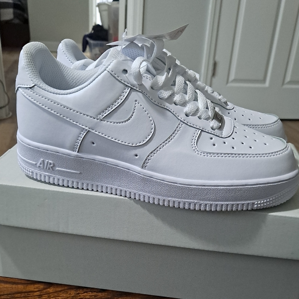 Women AF1 size 8